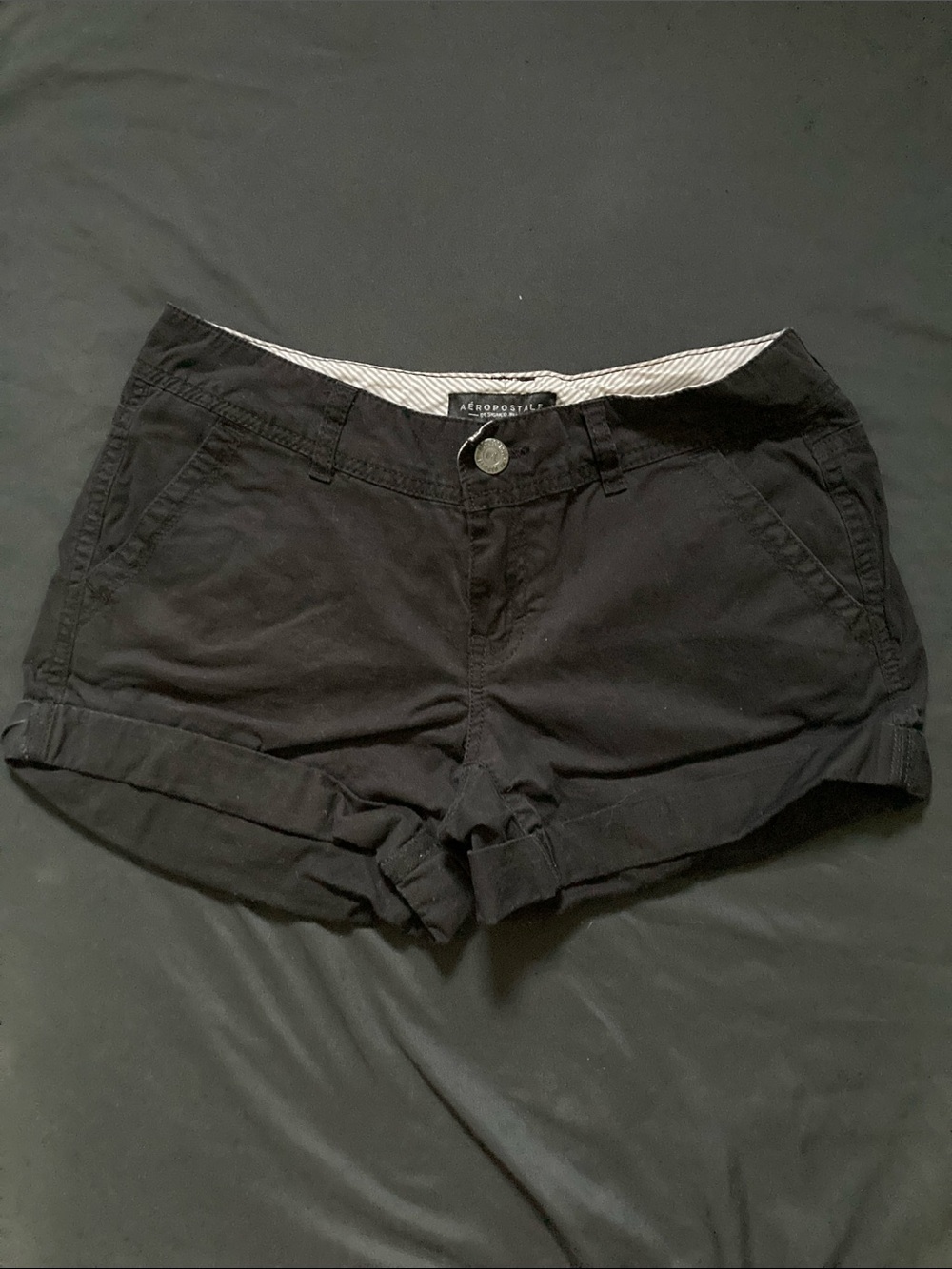 Aeropostale Women's Black Shorts Roll-Cuff Cotton Size 4
